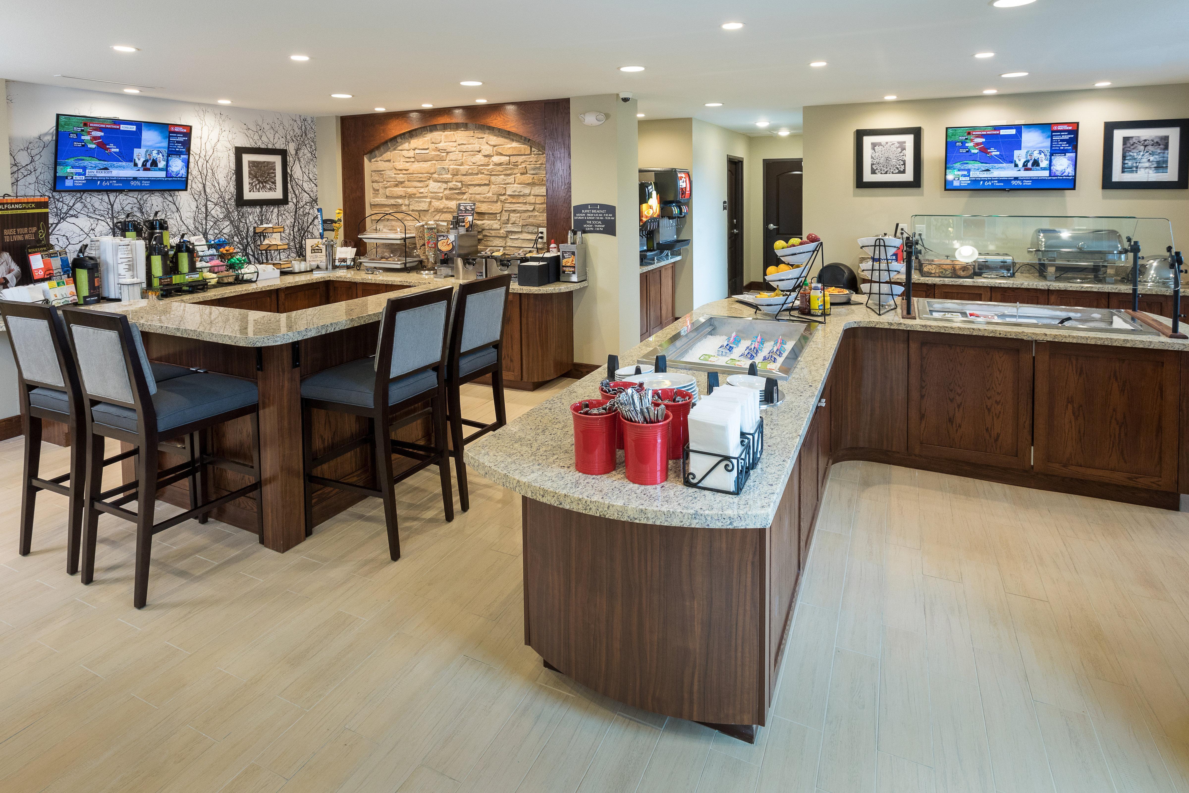 Staybridge Suites Omaha West By Ihg Exterior photo