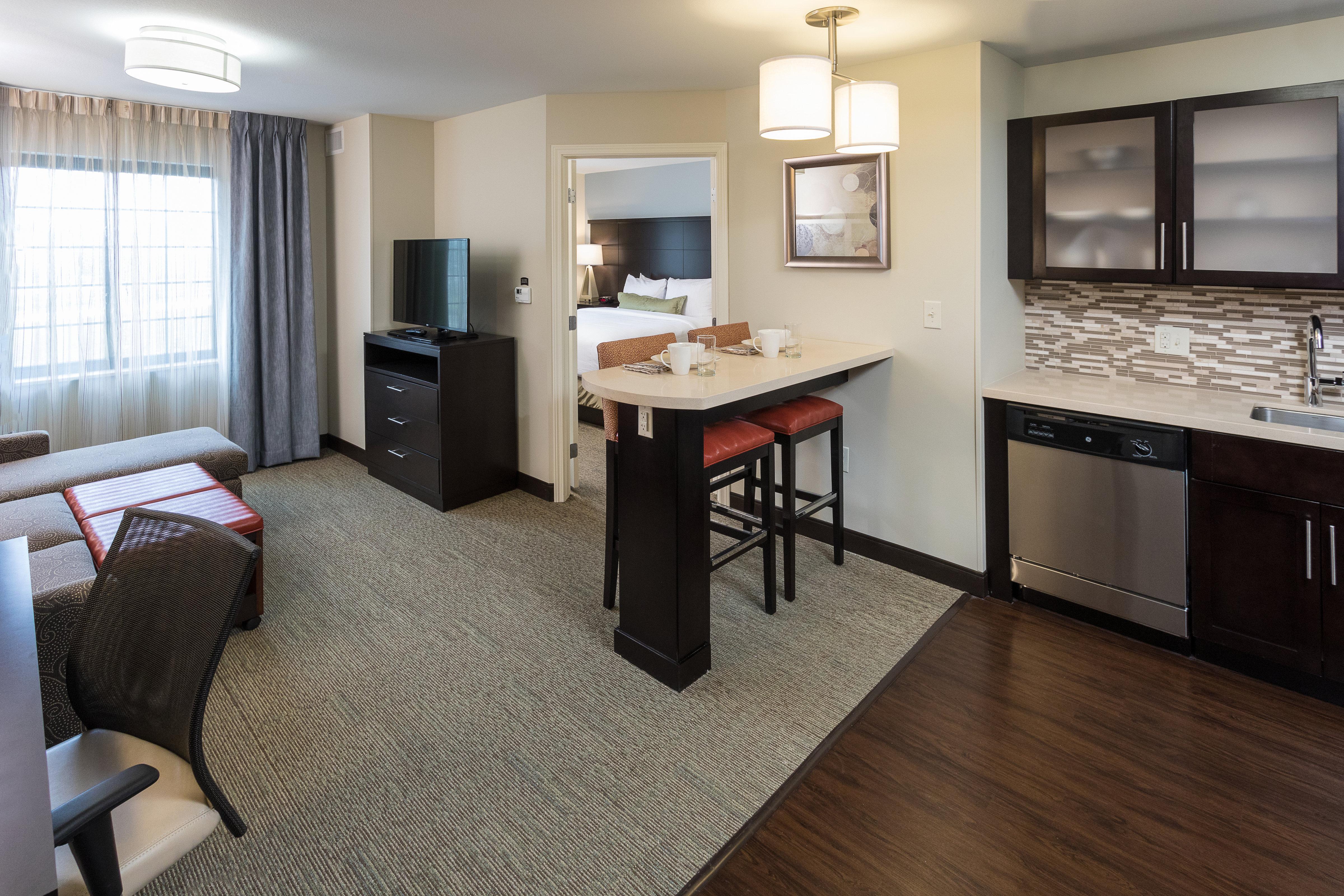 Staybridge Suites Omaha West By Ihg Exterior photo